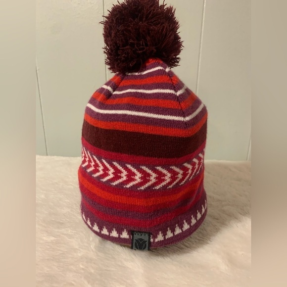 Yaktrax Men's Cozy Tribal Stripe Pom Beanie, One Size - Picture 2 of 4